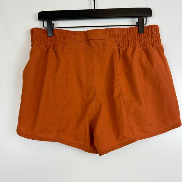 NWT Nike One Training Mid-Rise Lined Shorts Orange $38 - L - Picture 3 of 7